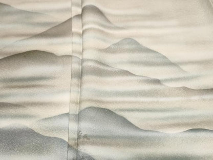 平和屋着物■訪問着　作家物　遠山風景文　暈し染め　金彩　正絹　逸品　CABF9783ev