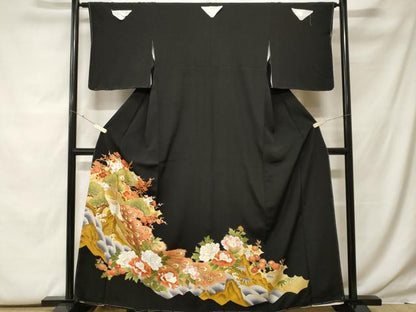 平和屋着物■豪華黒留袖　駒刺繍　松竹梅孔雀花文　金彩　正絹　逸品　CABF9797ev