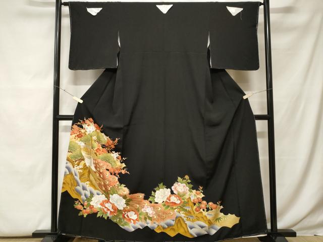 平和屋着物■豪華黒留袖　駒刺繍　松竹梅孔雀花文　金彩　正絹　逸品　CABF9797ev