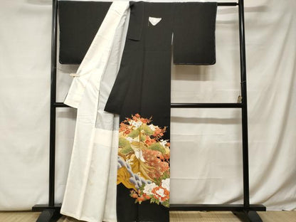 平和屋着物■豪華黒留袖　駒刺繍　松竹梅孔雀花文　金彩　正絹　逸品　CABF9797ev
