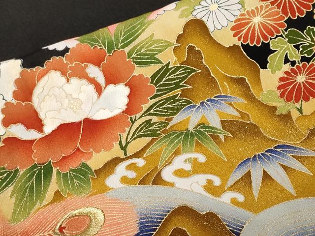 平和屋着物■豪華黒留袖　駒刺繍　松竹梅孔雀花文　金彩　正絹　逸品　CABF9797ev