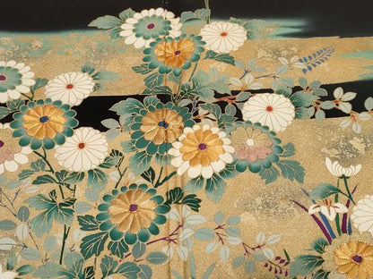 平和屋着物■豪華黒留袖　駒刺繍　枝花文　暈し染め　金彩　正絹　逸品　CABF9832ev