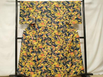 平和屋着物■上質な小紋　型染め　孔雀枝花文　鬼しぼ縮緬　正絹　逸品　CABF9868ev