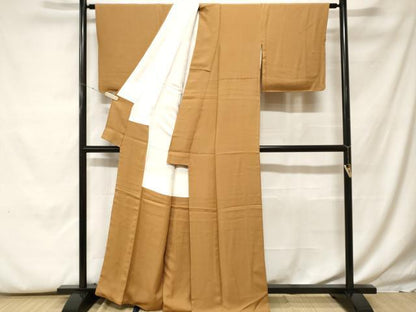 平和屋着物■上質な色無地　舞花地紋　黄土色　正絹　逸品　CABF9974ev