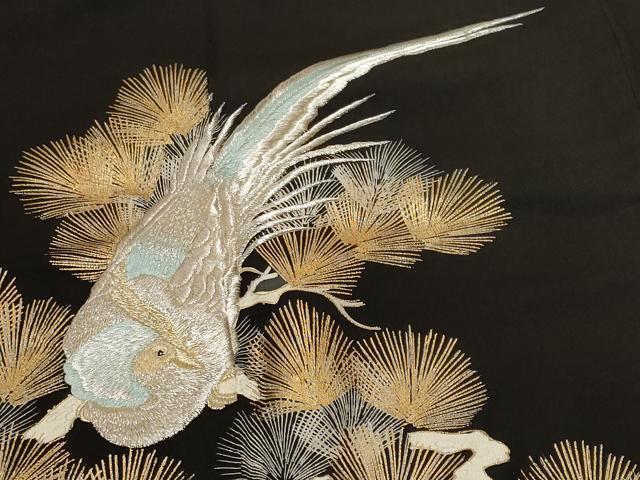 平和屋着物■豪華黒留袖　駒刺繍　流水尾長鳥松葉花文　金彩　正絹　逸品　CABF9985ev