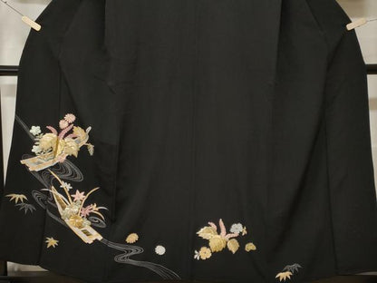 平和屋着物■豪華黒留袖 刺繍 流水舟桐文 正絹 逸品 CABF9999ev