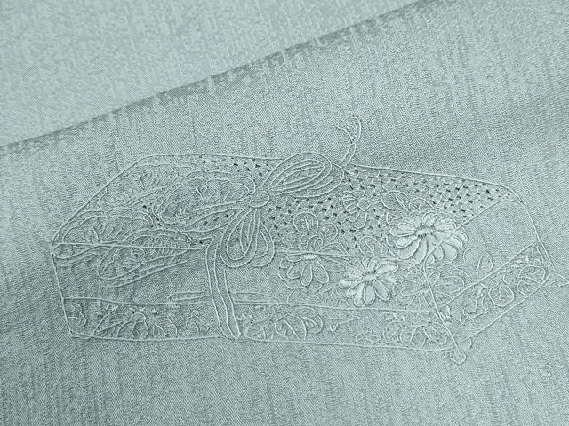 平和屋着物●中国三大刺繍　スワトウ刺繍　総刺繍　無地絵羽訪問着　文箱花文　秘色色　反端付き　正絹　逸品　未使用　CABG0008yc