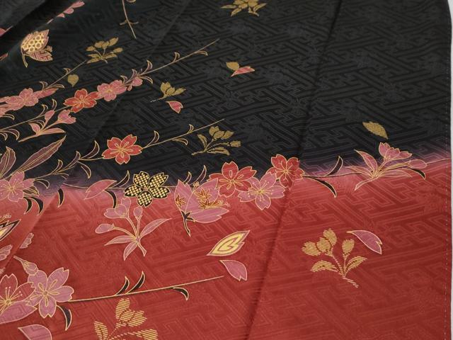 平和屋着物●豪華振袖　駒刺繍　花蝶文　暈し染め　黒地　金彩　正絹　逸品　CABG0042yc