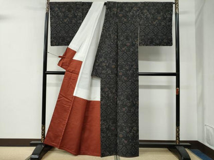 平和屋着物●泥つむぎ　横段更紗花唐草文　黒地　反端付き　正絹　逸品　未使用　CABG0056yc