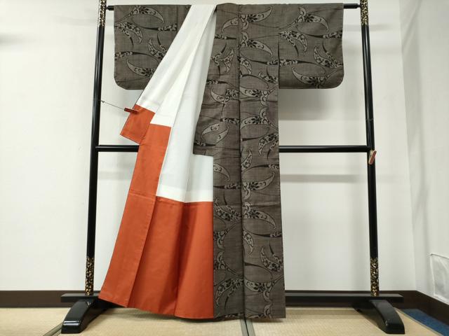 平和屋着物●本場大島紬　7マルキ　花唐草文　正絹　逸品　未使用　CABG0076yc
