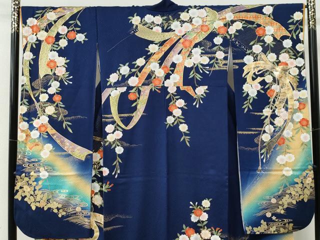 平和屋着物●ブライダルファッションデザイナー・桂由美　振袖　十二単風　束ね熨斗吉祥舞桜文　金彩　正絹　逸品　CABG0090yc