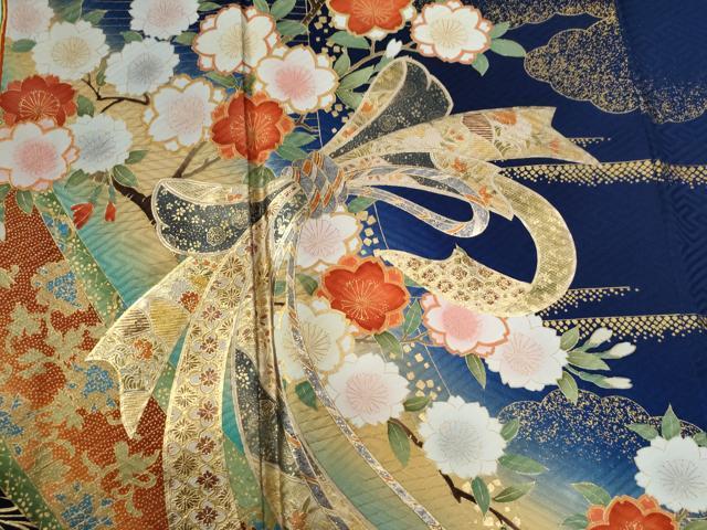 平和屋着物●ブライダルファッションデザイナー・桂由美　振袖　十二単風　束ね熨斗吉祥舞桜文　金彩　正絹　逸品　CABG0090yc