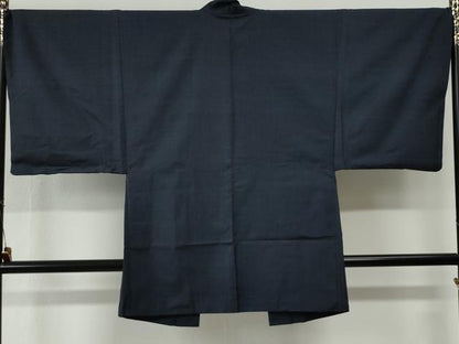 平和屋着物●男性　本場大島紬　アンサンブル　格子　羽裏：鷹　正絹　逸品　CABG0103yc