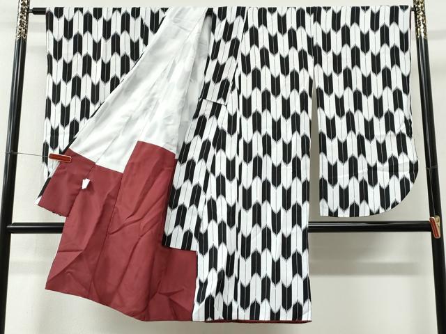 平和屋着物●小振袖　二尺袖・長襦袢セット　矢羽文　洗える着物　CABG0104yc
