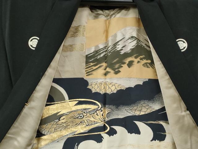 平和屋着物●男性　黒紋付　羽織セット　羽裏：富士・龍　正絹　逸品　CABG0107yc
