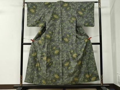 平和屋着物●本場大島紬　7マルキ　草花文　正絹　逸品　未使用　CABG0112yc