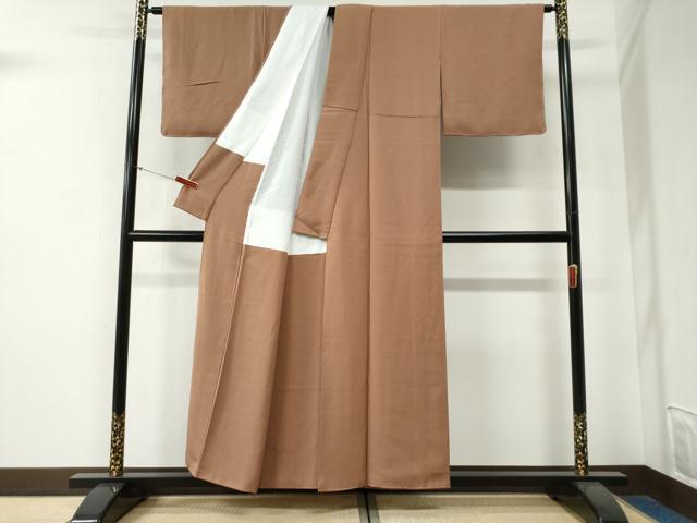 平和屋着物●染色作家　草野一騎監修　色無地　焦香色　正絹　逸品　未使用　CABG0116yc