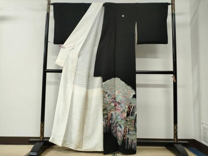 平和屋着物●本加賀友禅作家　村田幸司　黒留袖　松葉草花文　正絹　逸品　CABG0133yc