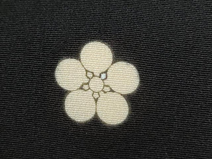 平和屋着物●本加賀友禅作家　村田幸司　黒留袖　松葉草花文　正絹　逸品　CABG0133yc