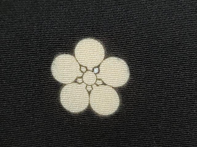 平和屋着物●本加賀友禅作家　村田幸司　黒留袖　松葉草花文　正絹　逸品　CABG0133yc