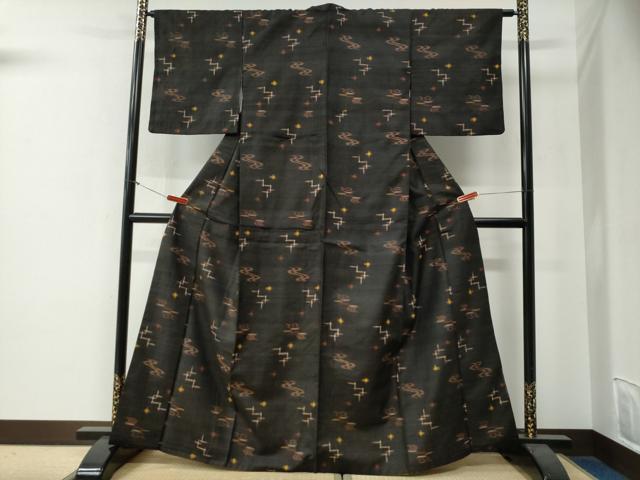 平和屋着物●国指定重要無形文化財　本場久米島紬　手織　正絹　逸品　CABG0165yc