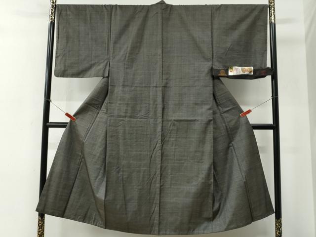平和屋着物●男性　本場大島紬　100亀甲　総詰め　松田茂治作　証紙付き　正絹　逸品　CABG0172yc