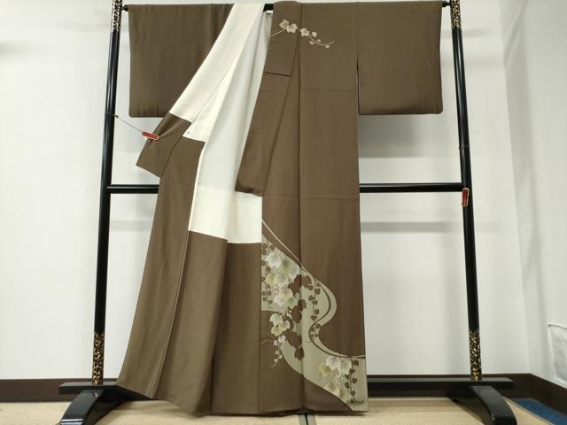 平和屋着物●京都の名門ブランド　銀花仙　訪問着　南天蔦の葉文　正絹　逸品　CABG0179yc