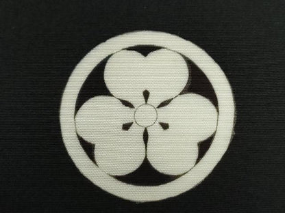 平和屋着物●男性　黒紋付　羽織セット　羽裏：遠山樹林文　正絹　逸品　CABG0183yc