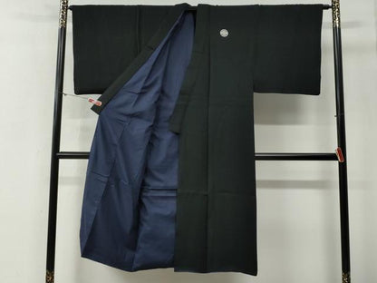 平和屋着物●男性　黒紋付　羽織セット　羽裏：破れ色紙風景文　正絹　逸品　CABG0184yc
