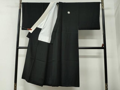 平和屋着物●男性　黒紋付　羽織セット　羽裏：人物渡り橋風景文　キングサイズ　正絹　逸品　CABG0186yc