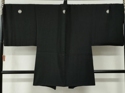 平和屋着物●男性　黒紋付　羽織セット　羽裏：遠山風景文　キングサイズ　正絹　逸品　CABG0188yc