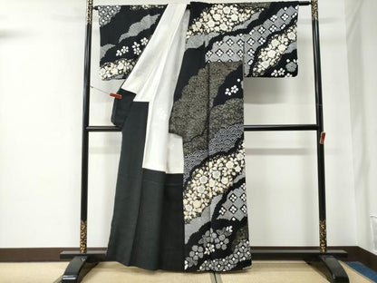 平和屋着物●訪問着　絞り　吉祥草花文　黒地　金彩　正絹　逸品　CABG0198yc