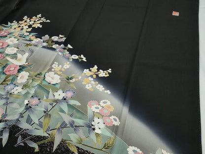 平和屋着物●豪華黒留袖　友禅　作家物　飛鶴草花文　暈し染め　正絹　逸品　CABG0205yc