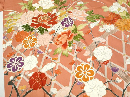平和屋着物●豪華振袖　駒刺繍　鞠牡丹花文　金彩　正絹　逸品　CABG0208yc