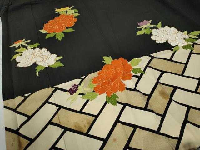 平和屋着物●銀座　志ま亀　黒留袖　駒刺繍　檜垣牡丹　金彩　たとう紙付き　正絹　逸品　CABG0241yc