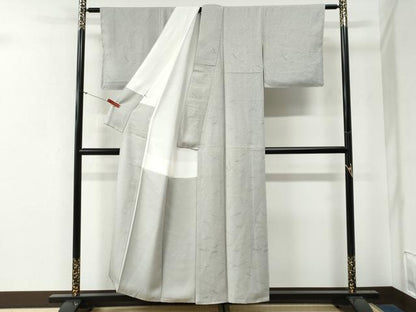 平和屋着物●上質な色無地　吉祥地紋　白鼠色　正絹　逸品　未使用　CABG0265yc
