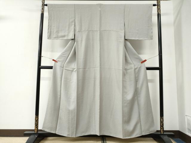 平和屋着物●上質な色無地　紋意匠　白鼠色　正絹　逸品　未使用　CABG0293yc