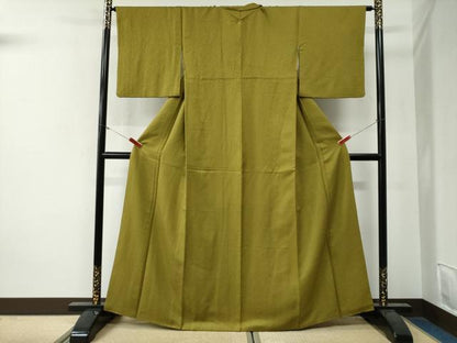 平和屋着物●上質な色無地　舞葉地紋　菜種油色　正絹　逸品　CABG0307yc