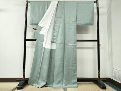 平和屋着物●上質な色無地　作家物　草花地紋　錆青磁色　正絹　逸品　未使用　CABG0320yc