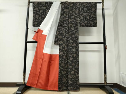 平和屋着物●本場大島紬　7マルキ　花唐草文　正絹　逸品　未使用　CABG0332yc