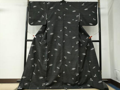 平和屋着物●上質な紬　巻物　黒地　ロング丈　正絹　逸品　CABG0333yc