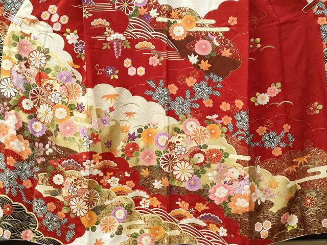 平和屋着物●豪華振袖　駒刺繍　雪輪花松文　金彩　正絹　逸品　CABG0353yc