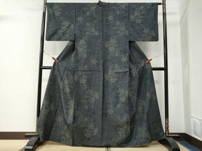 平和屋着物●本場大島紬　9マルキ　花唐草文　正絹　逸品　CABG0380yc