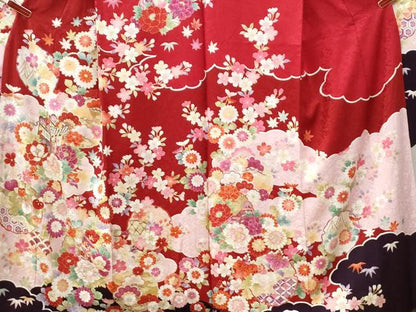 平和屋着物●豪華振袖　駒刺繍　御所車雪輪草花文　金彩　正絹　逸品　CABG0396yc