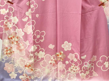 平和屋着物●豪華振袖　舞花文　暈し染め　金通し地　正絹　逸品　CABG0400yc