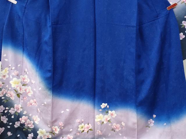 平和屋着物●豪華振袖　草花文　暈し染め　金通し地　正絹　逸品　CABG0405yc