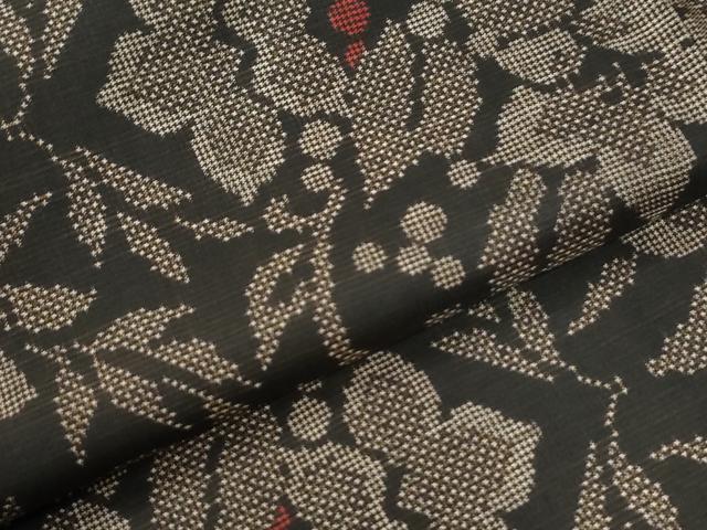 平和屋着物●本場大島紬　7マルキ　南天花唐草文　正絹　逸品　CABG0410yc