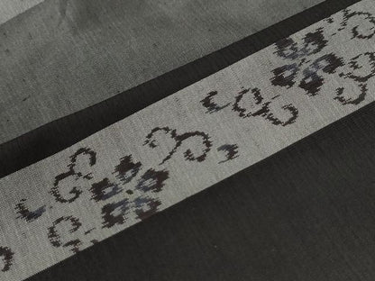 平和屋着物●上質な紬　横段花唐草文　黒地　健勝苑扱い　正絹　逸品　CABG0411yc