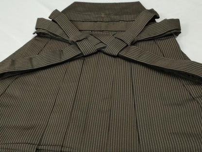 平和屋着物●男性　馬乗り袴　縞　正絹　逸品　CABG0436yc