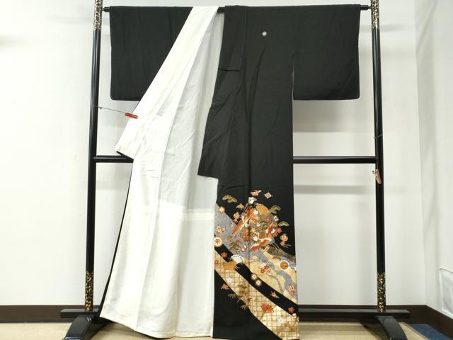 平和屋着物●豪華黒留袖　駒刺繍　鬘帯飛鶴松竹梅宝尽くし花文　金彩　三越扱い　正絹　逸品　CABG0482yc